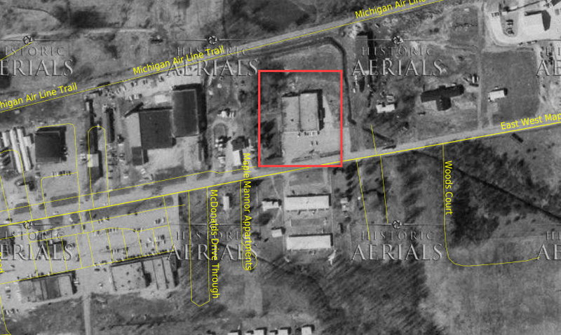 Mr. Bs Camelot Inn (Maple Lanes, Shadow Fax, Olde World Market) - 1967 (newer photo)